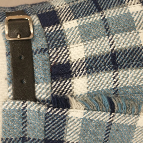 Scottish Wool Kilt Wrap Skirt 100% Wool High Quality Traditional Tartan Blues - Picture 3 of 11